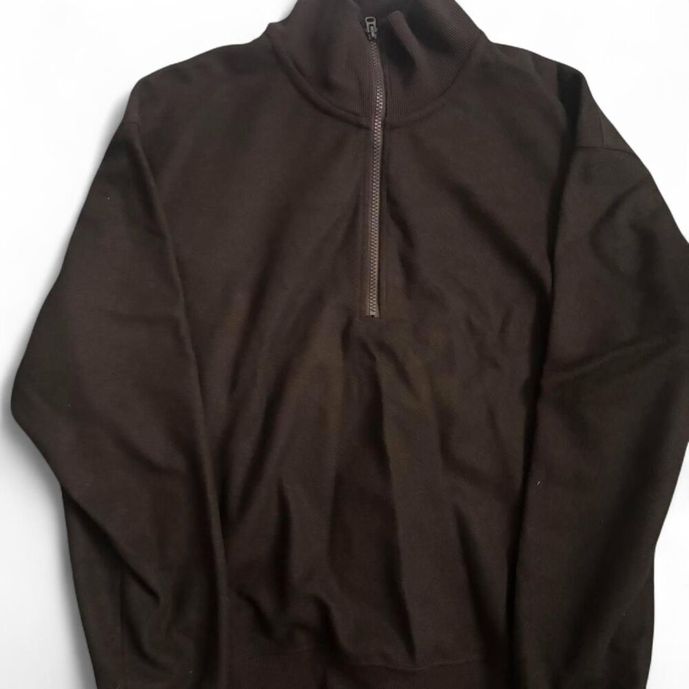 Uniqlo Men's Black and Brown Jumper